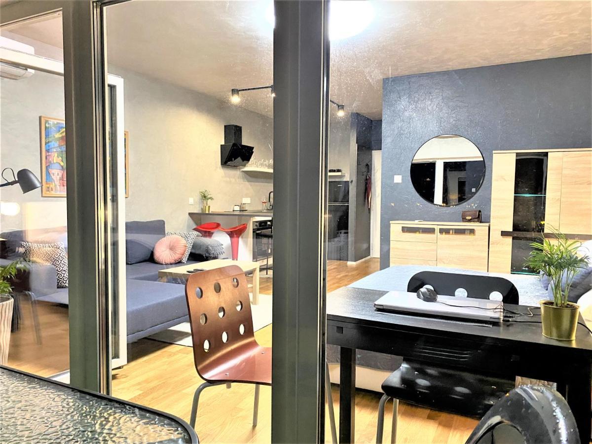 Danube View Artapartment With Balcony Budapest Ngoại thất bức ảnh