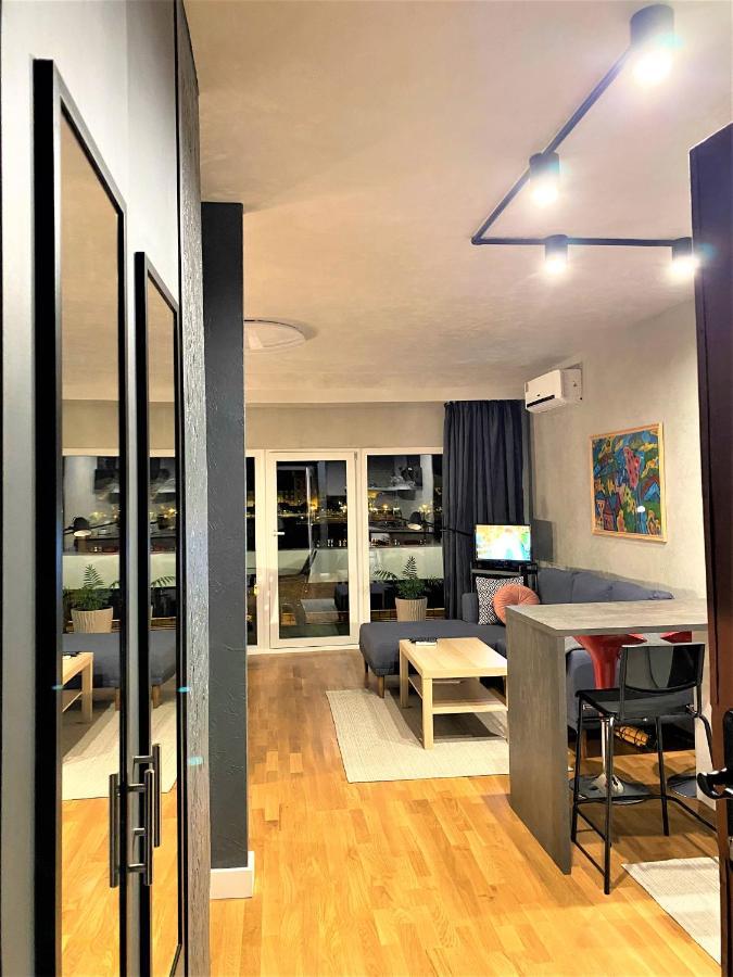 Danube View Artapartment With Balcony Budapest Ngoại thất bức ảnh